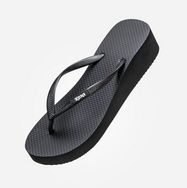 High heeled flip flops