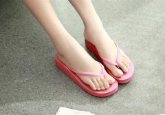 Womens flip flops