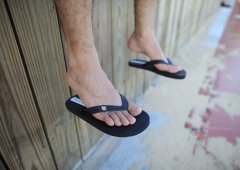 Comfortable flip flops